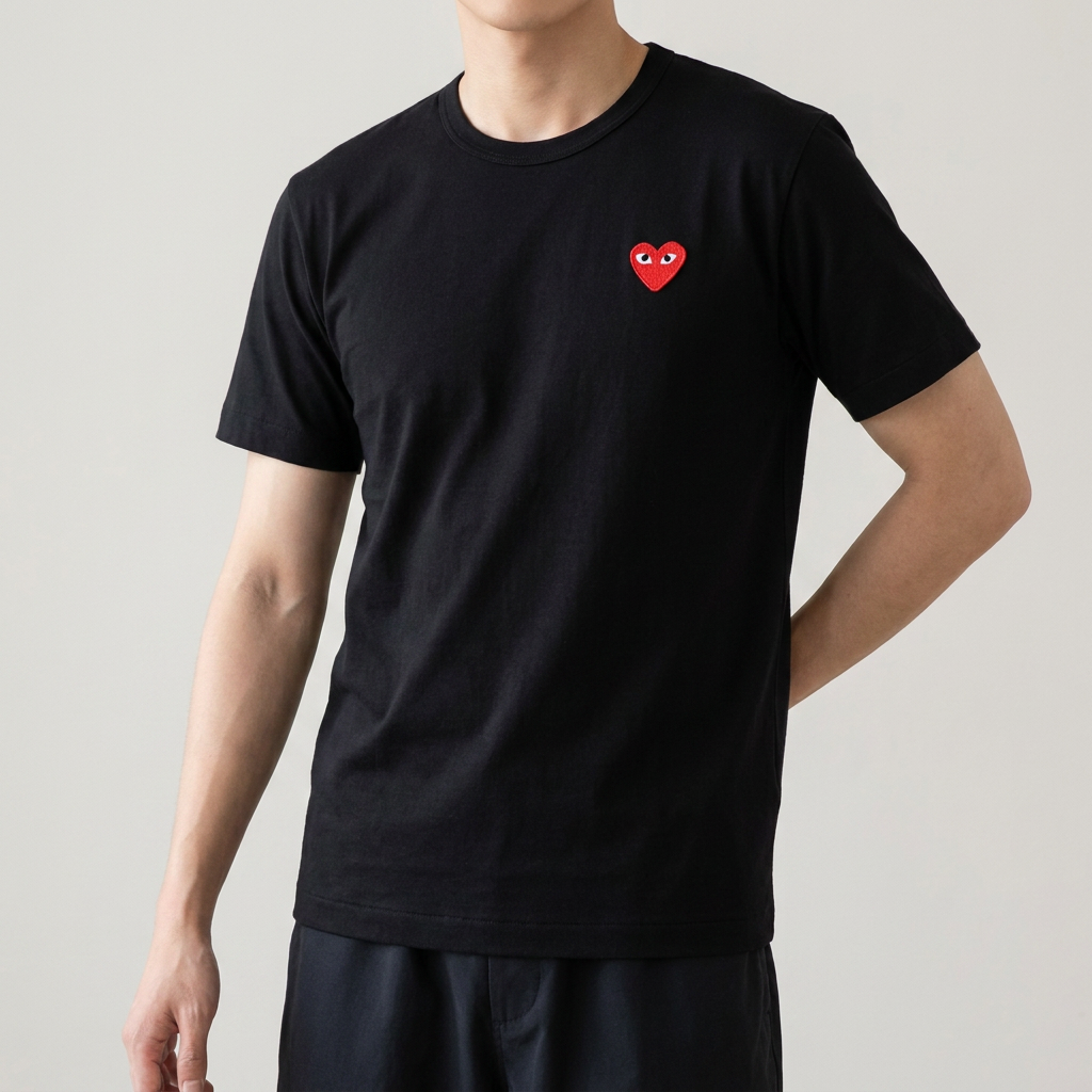 CDG 꼼데가르송 레드와펜 반팔 티셔츠, 블랙, S