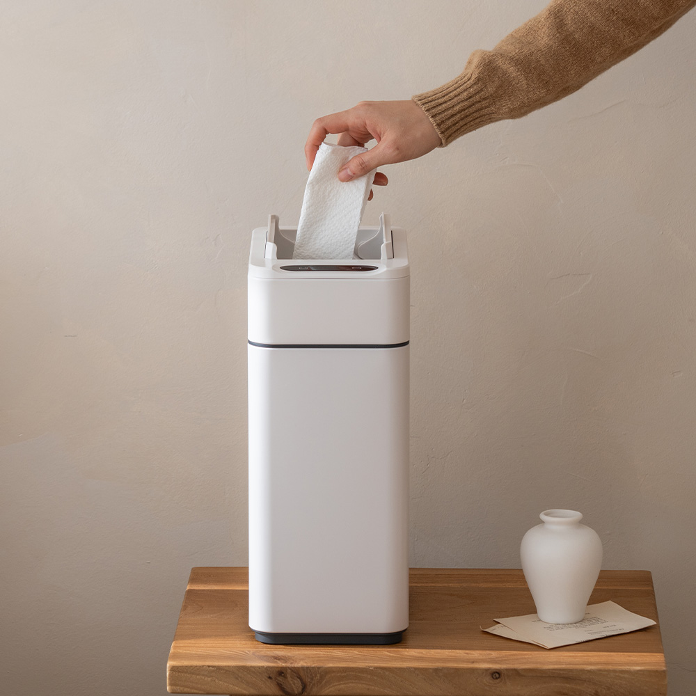 다룸 자동센서 스마트 쓰레기통, 날개형, 10L, 화이트, 1개